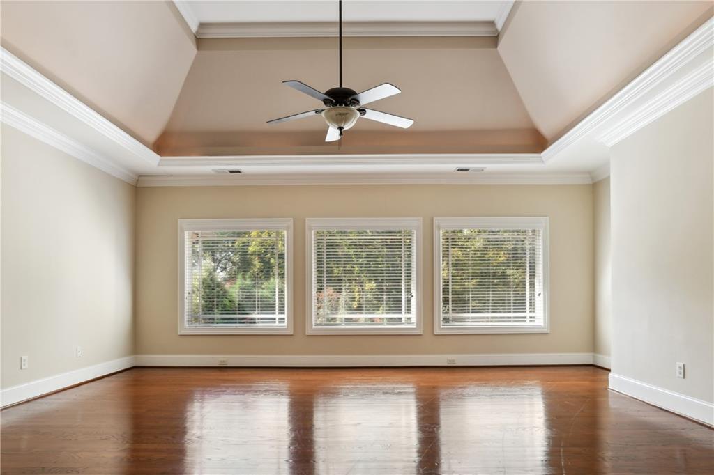 330 Heards Ferry Road, Sandy Springs, Georgia 30328, 8 Bedrooms Bedrooms, ,8 BathroomsBathrooms,Residential,Sold,330 Heards Ferry Road,7294870