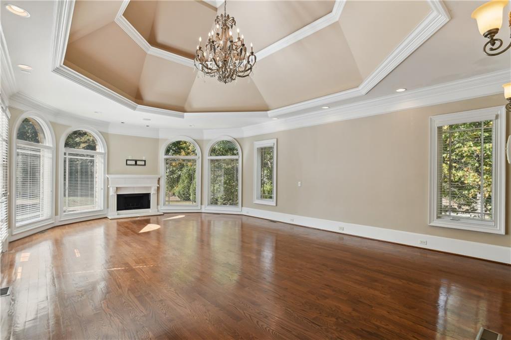 330 Heards Ferry Road, Sandy Springs, Georgia 30328, 8 Bedrooms Bedrooms, ,8 BathroomsBathrooms,Residential,Sold,330 Heards Ferry Road,7294870