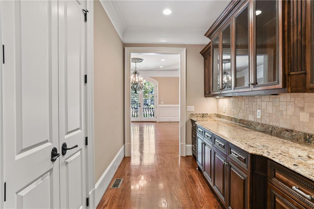 330 Heards Ferry Road, Sandy Springs, Georgia 30328, 8 Bedrooms Bedrooms, ,8 BathroomsBathrooms,Residential,Sold,330 Heards Ferry Road,7294870