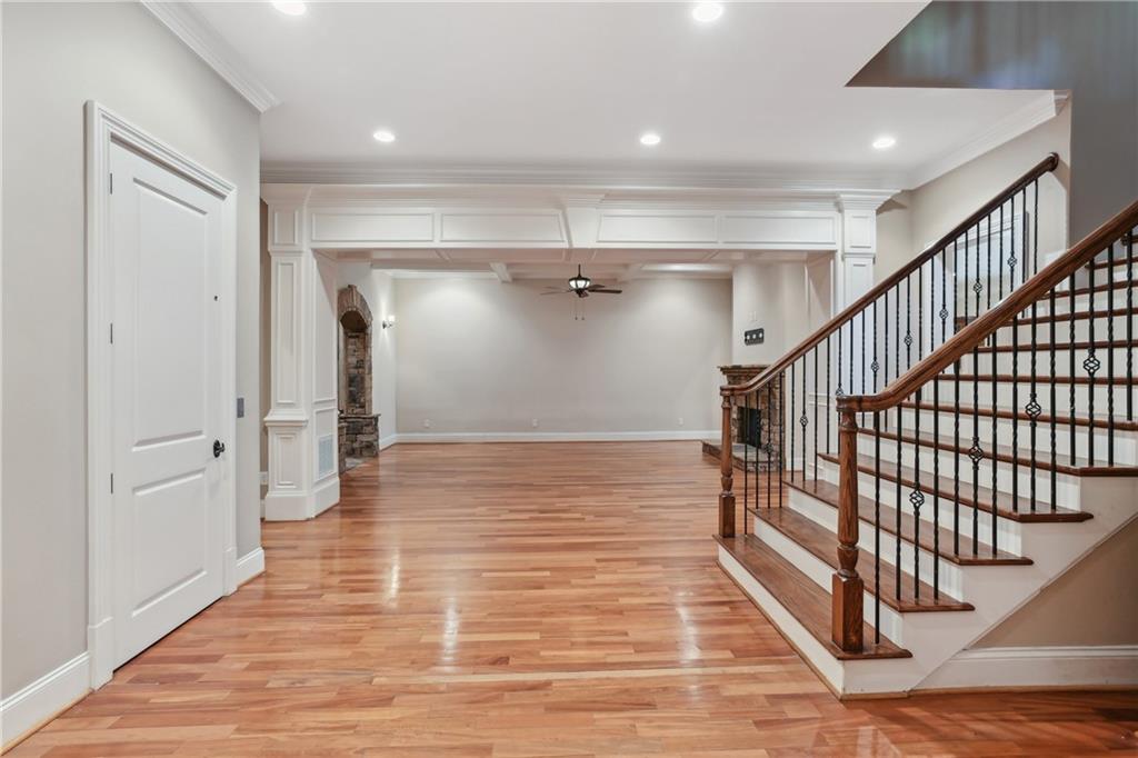 330 Heards Ferry Road, Sandy Springs, Georgia 30328, 8 Bedrooms Bedrooms, ,8 BathroomsBathrooms,Residential,Sold,330 Heards Ferry Road,7294870