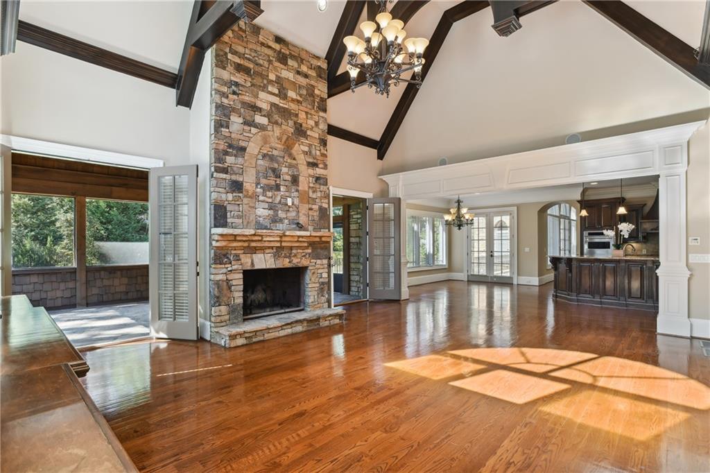 330 Heards Ferry Road, Sandy Springs, Georgia 30328, 8 Bedrooms Bedrooms, ,8 BathroomsBathrooms,Residential,Sold,330 Heards Ferry Road,7294870