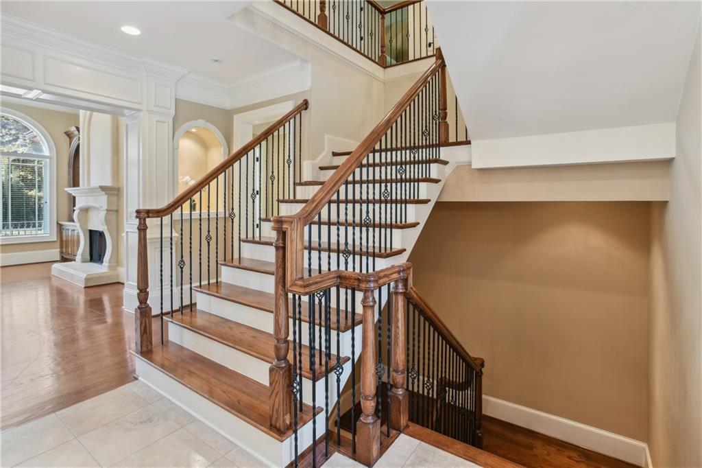 330 Heards Ferry Road, Sandy Springs, Georgia 30328, 8 Bedrooms Bedrooms, ,8 BathroomsBathrooms,Residential,Sold,330 Heards Ferry Road,7294870