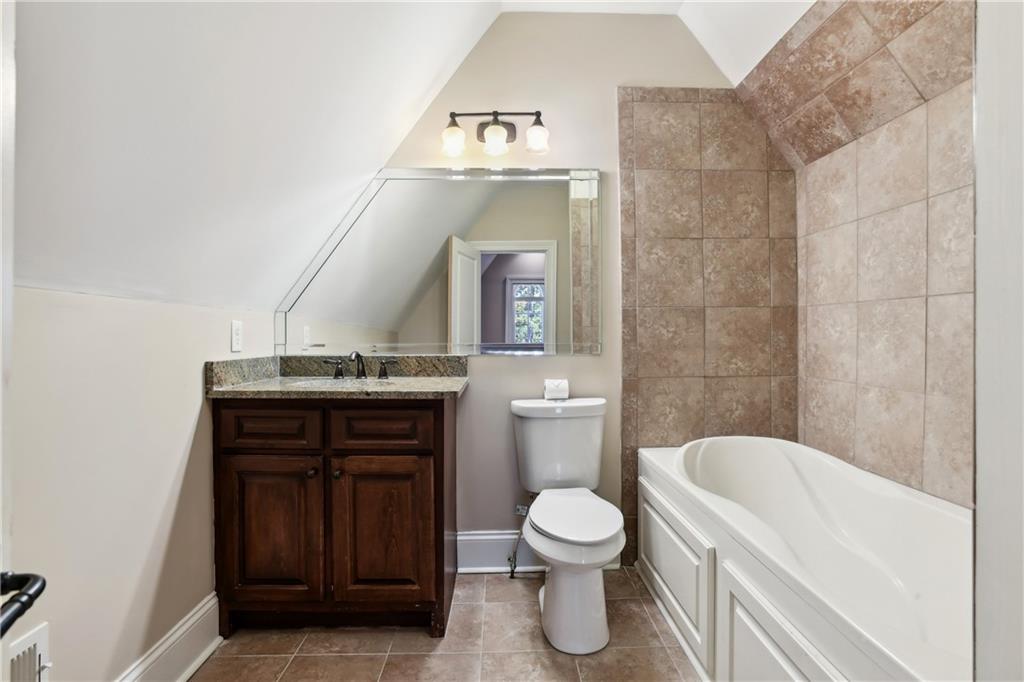 330 Heards Ferry Road, Sandy Springs, Georgia 30328, 8 Bedrooms Bedrooms, ,8 BathroomsBathrooms,Residential,Sold,330 Heards Ferry Road,7294870