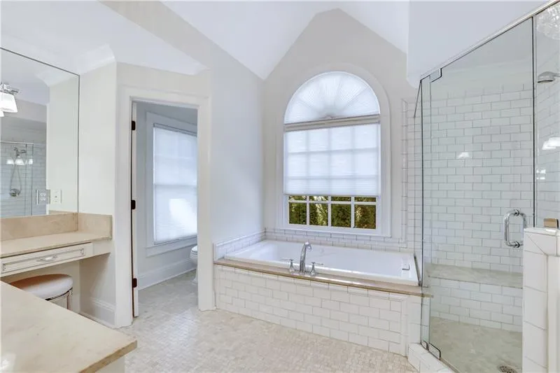 3100 Rhodenhaven Drive Nw, Atlanta, Georgia 30327, 6 Bedrooms Bedrooms, ,5 BathroomsBathrooms,Residential,For Sale,3100 Rhodenhaven Drive Nw,7681535