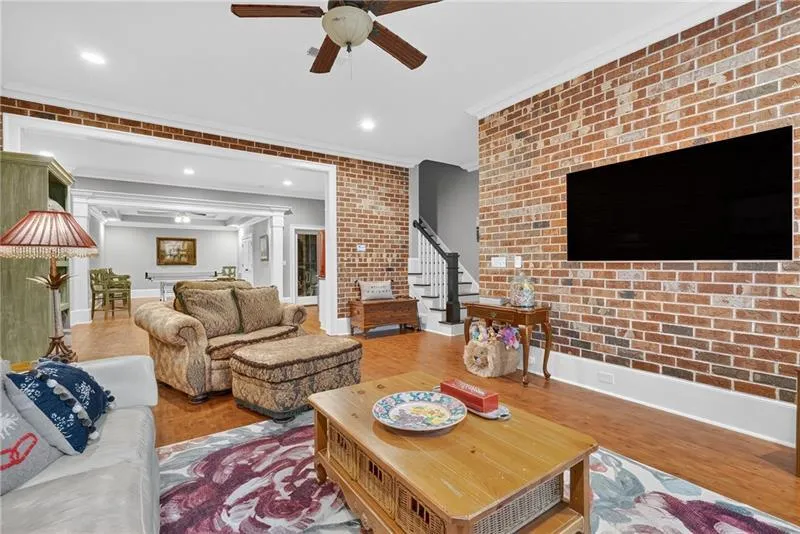 3100 Rhodenhaven Drive Nw, Atlanta, Georgia 30327, 6 Bedrooms Bedrooms, ,5 BathroomsBathrooms,Residential,For Sale,3100 Rhodenhaven Drive Nw,7681535