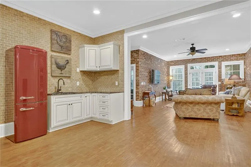 3100 Rhodenhaven Drive Nw, Atlanta, Georgia 30327, 6 Bedrooms Bedrooms, ,5 BathroomsBathrooms,Residential,For Sale,3100 Rhodenhaven Drive Nw,7681535