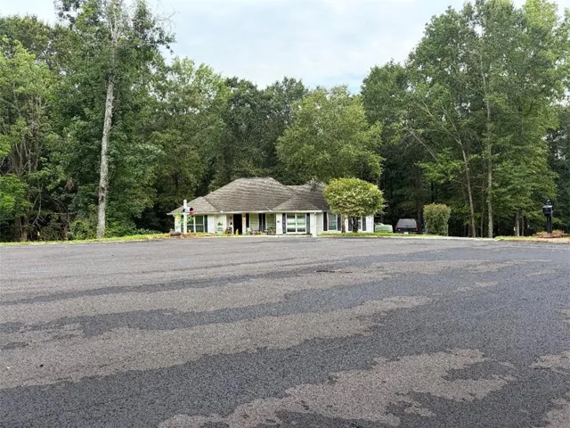 104 Lichelle Court, Macon, Georgia 31210