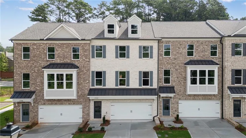 2743 Hallwood Lane, Suwanee, Georgia 30024