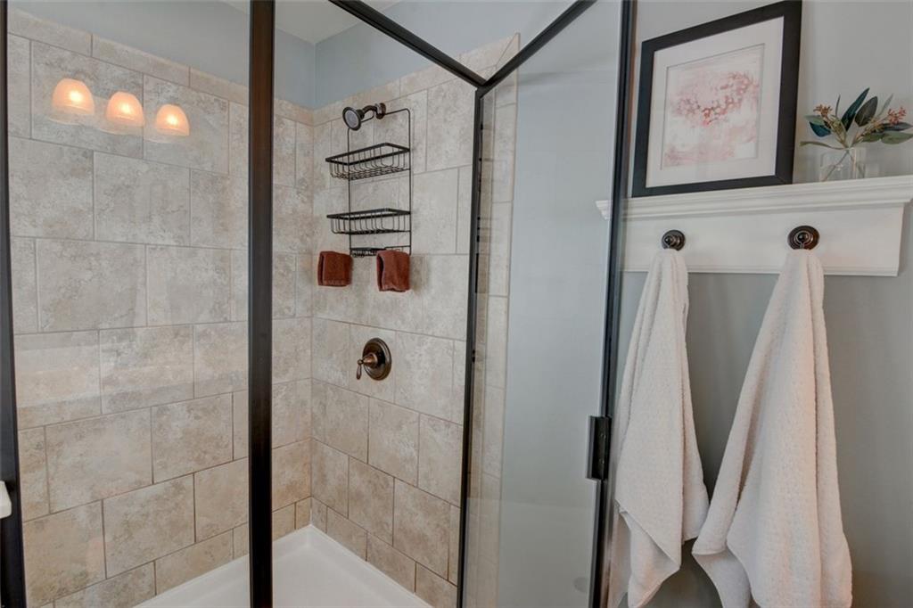 7680 GLISTEN Avenue, Atlanta, Georgia 30328, 4 Bedrooms Bedrooms, ,3 BathroomsBathrooms,Residential,Sold,7680 GLISTEN Avenue,7319328