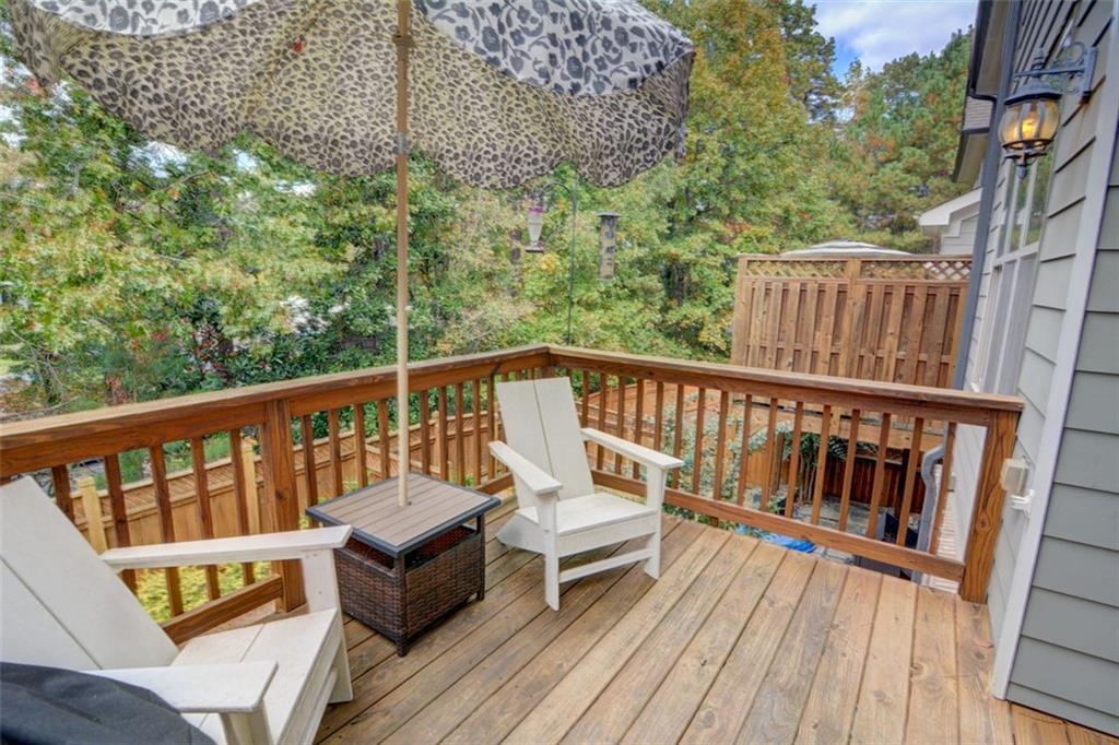 7680 GLISTEN Avenue, Atlanta, Georgia 30328, 4 Bedrooms Bedrooms, ,3 BathroomsBathrooms,Residential,Sold,7680 GLISTEN Avenue,7319328