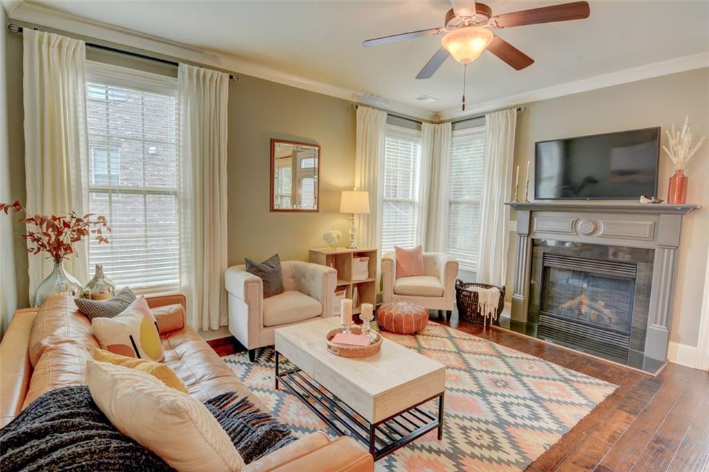 7680 GLISTEN Avenue, Atlanta, Georgia 30328, 4 Bedrooms Bedrooms, ,3 BathroomsBathrooms,Residential,Sold,7680 GLISTEN Avenue,7319328