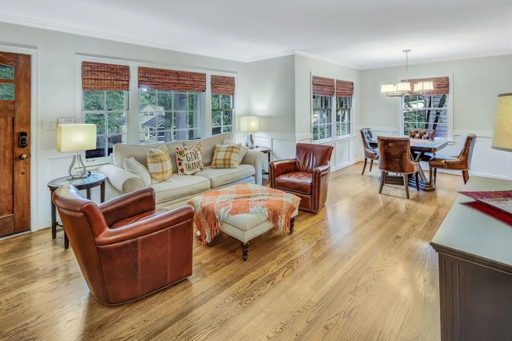 2520 Parkdale Place Ne, Atlanta, Georgia 30305, 4 Bedrooms Bedrooms, ,3 BathroomsBathrooms,Residential,For Sale,2520 Parkdale Place Ne,7658243