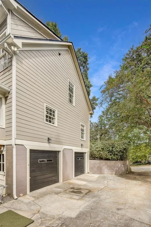 2520 Parkdale Place Ne, Atlanta, Georgia 30305, 4 Bedrooms Bedrooms, ,3 BathroomsBathrooms,Residential,For Sale,2520 Parkdale Place Ne,7658243