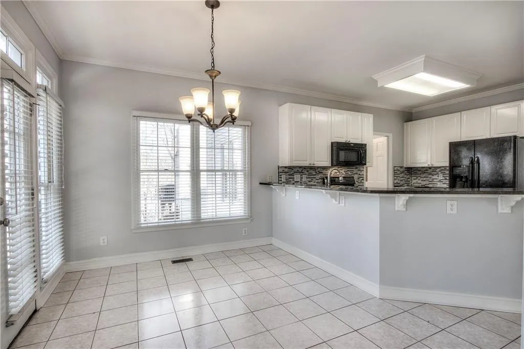 237 Spalding Gates Drive, Sandy Springs, Georgia 30328, 4 Bedrooms Bedrooms, ,4 BathroomsBathrooms,Residential,Sold,237 Spalding Gates Drive,6546559