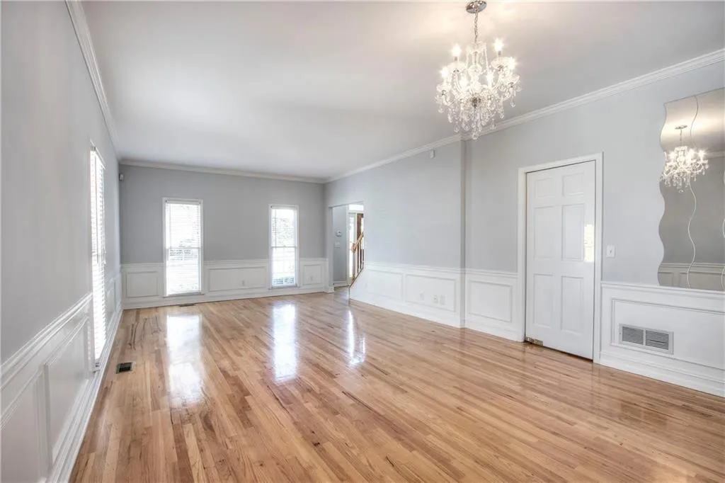 237 Spalding Gates Drive, Sandy Springs, Georgia 30328, 4 Bedrooms Bedrooms, ,4 BathroomsBathrooms,Residential,Sold,237 Spalding Gates Drive,6546559