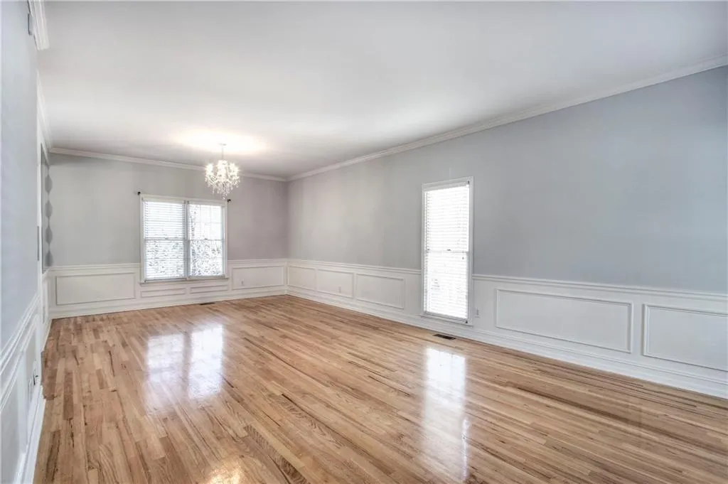 237 Spalding Gates Drive, Sandy Springs, Georgia 30328, 4 Bedrooms Bedrooms, ,4 BathroomsBathrooms,Residential,Sold,237 Spalding Gates Drive,6546559