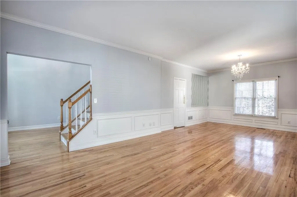 237 Spalding Gates Drive, Sandy Springs, Georgia 30328, 4 Bedrooms Bedrooms, ,4 BathroomsBathrooms,Residential,Sold,237 Spalding Gates Drive,6546559