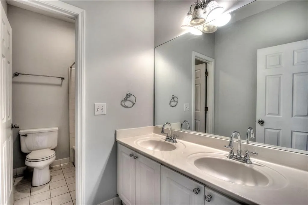 237 Spalding Gates Drive, Sandy Springs, Georgia 30328, 4 Bedrooms Bedrooms, ,4 BathroomsBathrooms,Residential,Sold,237 Spalding Gates Drive,6546559
