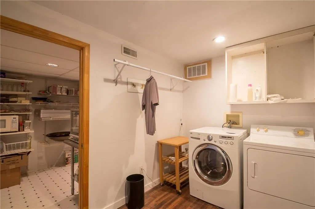 470 Franklin Road, Atlanta, Georgia 30342, 3 Bedrooms Bedrooms, ,3 BathroomsBathrooms,Residential,Sold,470 Franklin Road,5753076