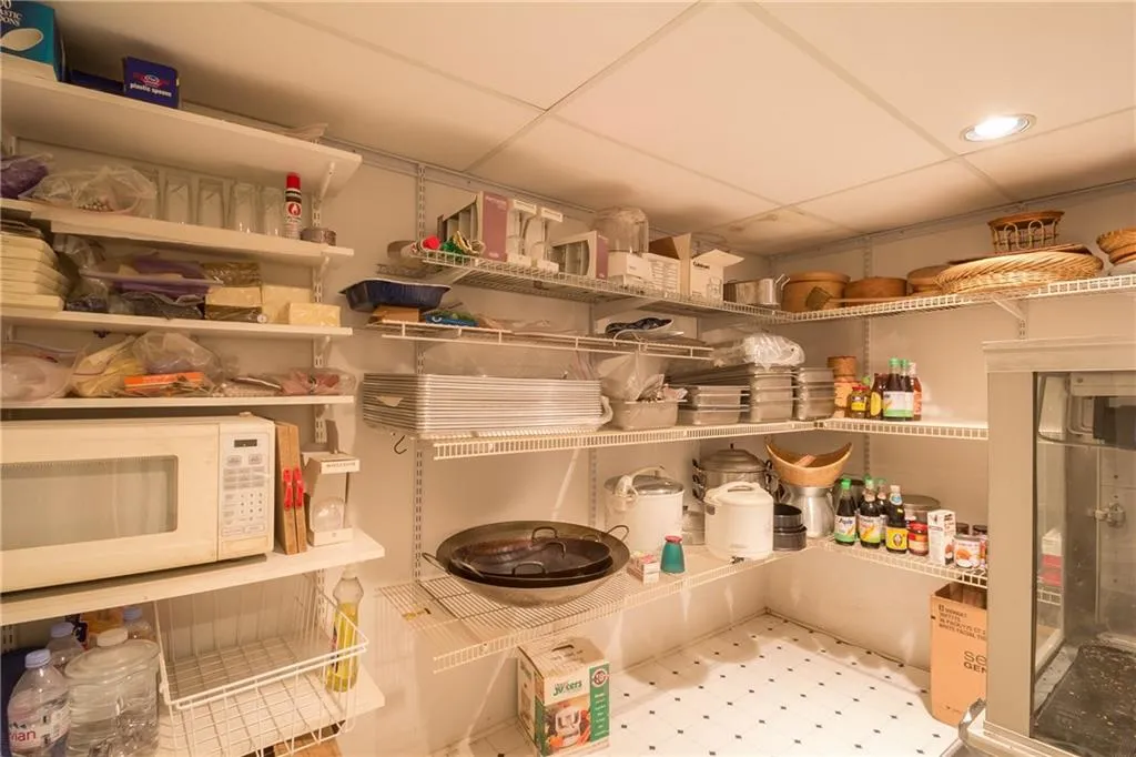 470 Franklin Road, Atlanta, Georgia 30342, 3 Bedrooms Bedrooms, ,3 BathroomsBathrooms,Residential,Sold,470 Franklin Road,5753076