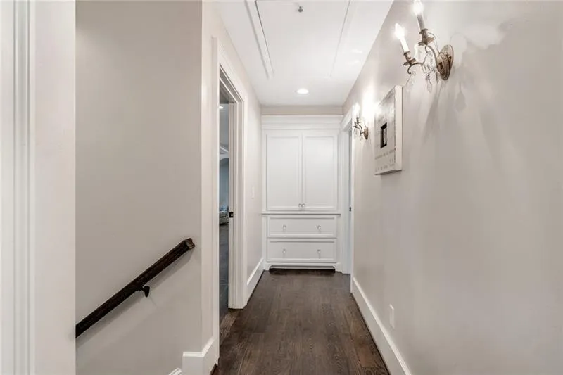 835 Overhill Court, Sandy Springs, Georgia 30328, 6 Bedrooms Bedrooms, ,5 BathroomsBathrooms,Residential,Sold,835 Overhill Court,6941190