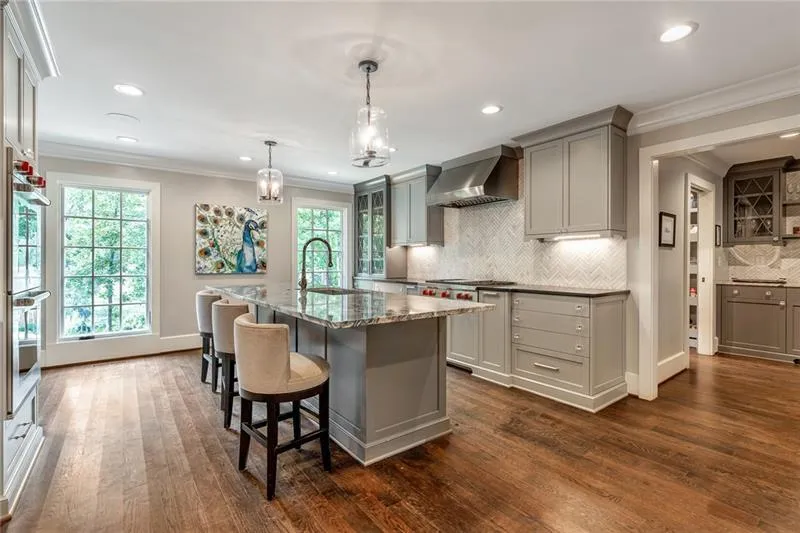 835 Overhill Court, Sandy Springs, Georgia 30328, 6 Bedrooms Bedrooms, ,5 BathroomsBathrooms,Residential,Sold,835 Overhill Court,6941190