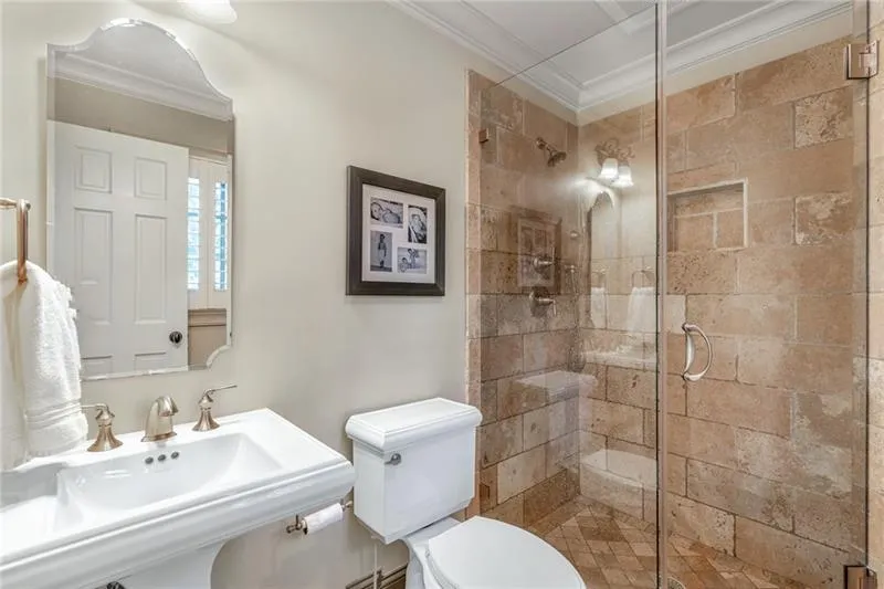 835 Overhill Court, Sandy Springs, Georgia 30328, 6 Bedrooms Bedrooms, ,5 BathroomsBathrooms,Residential,Sold,835 Overhill Court,6941190