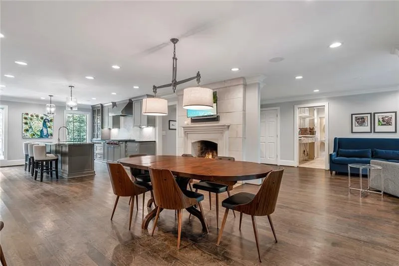 835 Overhill Court, Sandy Springs, Georgia 30328, 6 Bedrooms Bedrooms, ,5 BathroomsBathrooms,Residential,Sold,835 Overhill Court,6941190