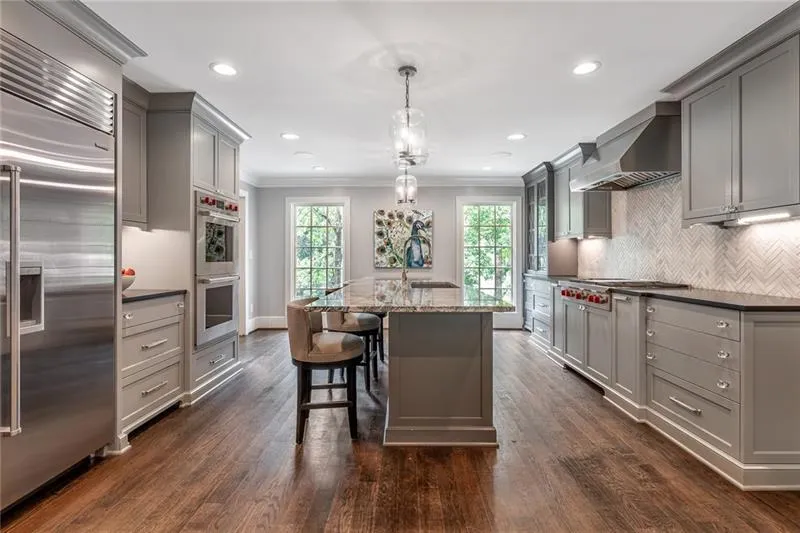 835 Overhill Court, Sandy Springs, Georgia 30328, 6 Bedrooms Bedrooms, ,5 BathroomsBathrooms,Residential,Sold,835 Overhill Court,6941190