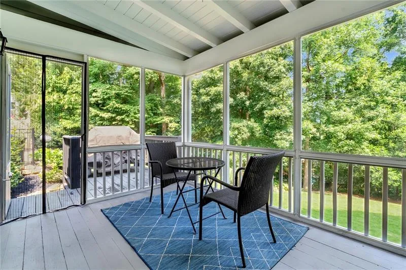 835 Overhill Court, Sandy Springs, Georgia 30328, 6 Bedrooms Bedrooms, ,5 BathroomsBathrooms,Residential,Sold,835 Overhill Court,6941190