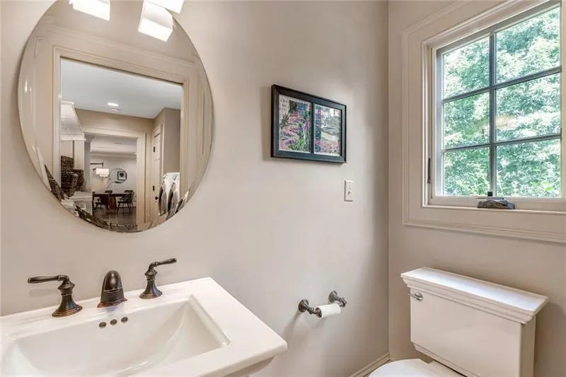 835 Overhill Court, Sandy Springs, Georgia 30328, 6 Bedrooms Bedrooms, ,5 BathroomsBathrooms,Residential,Sold,835 Overhill Court,6941190