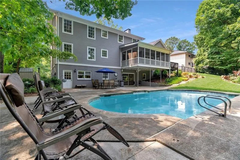 835 Overhill Court, Sandy Springs, Georgia 30328, 6 Bedrooms Bedrooms, ,5 BathroomsBathrooms,Residential,Sold,835 Overhill Court,6941190