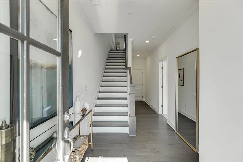 6547 Beacon Drive Unit 377, Sandy Springs, Georgia 30328, 3 Bedrooms Bedrooms, ,3 BathroomsBathrooms,Residential,Sold,6547 Beacon Drive Unit 377,6994367