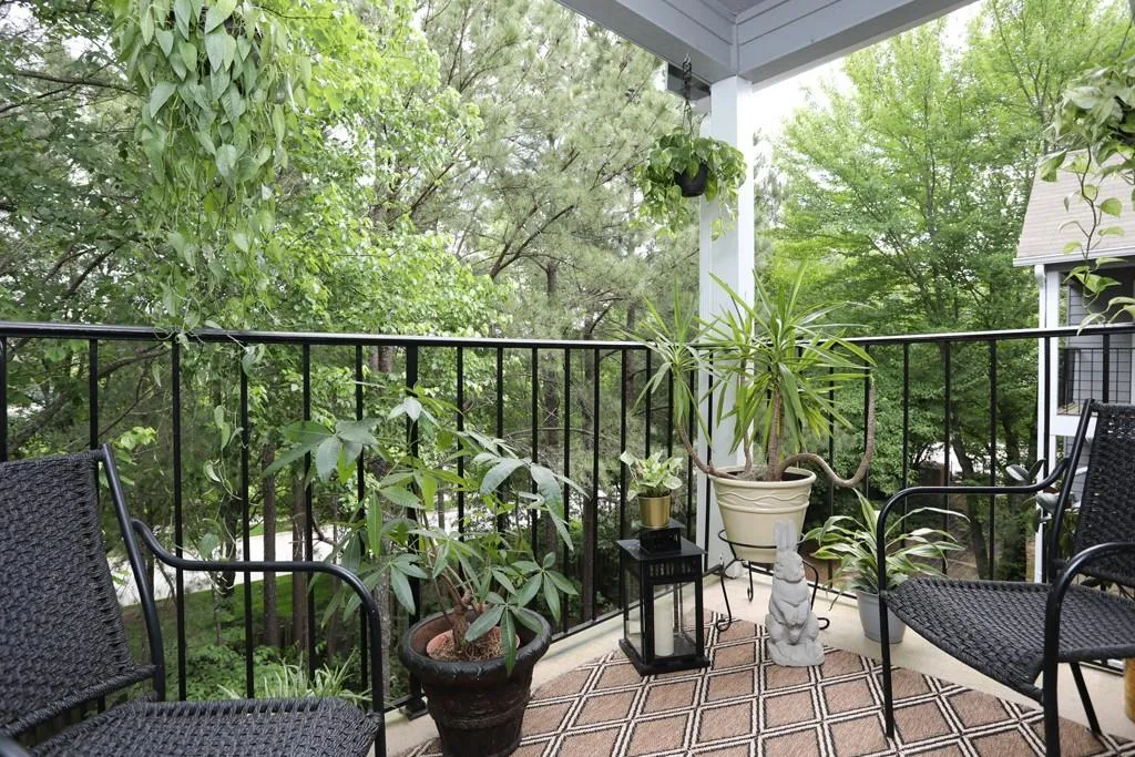 535 Granville Court Ne, Sandy Springs, Georgia 30328, 2 Bedrooms Bedrooms, ,2 BathroomsBathrooms,Residential,Sold,535 Granville Court Ne,6548620