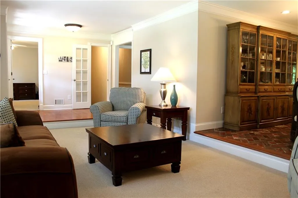 7620 Spalding Lane, Sandy Springs, Georgia 30350, 4 Bedrooms Bedrooms, ,2 BathroomsBathrooms,Residential,Sold,7620 Spalding Lane,6031687