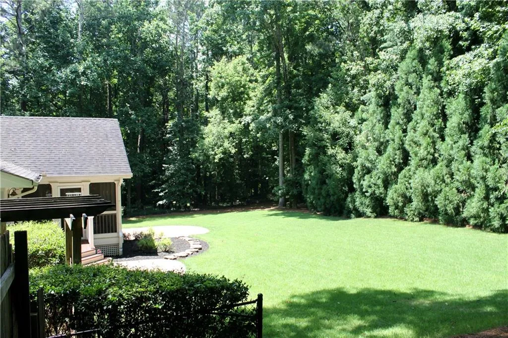 7620 Spalding Lane, Sandy Springs, Georgia 30350, 4 Bedrooms Bedrooms, ,2 BathroomsBathrooms,Residential,Sold,7620 Spalding Lane,6031687