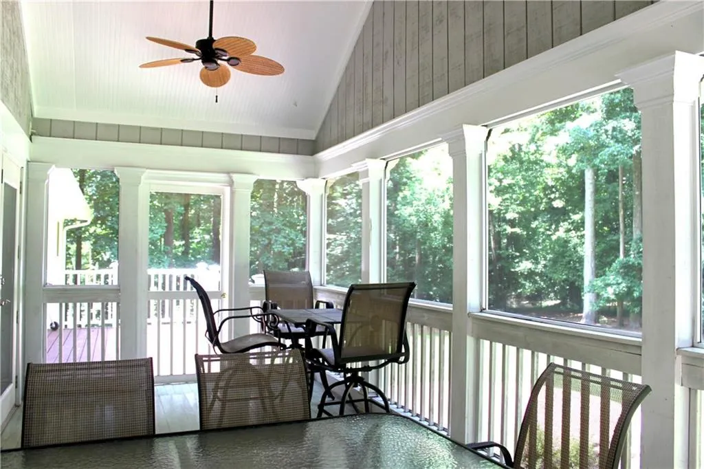 7620 Spalding Lane, Sandy Springs, Georgia 30350, 4 Bedrooms Bedrooms, ,2 BathroomsBathrooms,Residential,Sold,7620 Spalding Lane,6031687