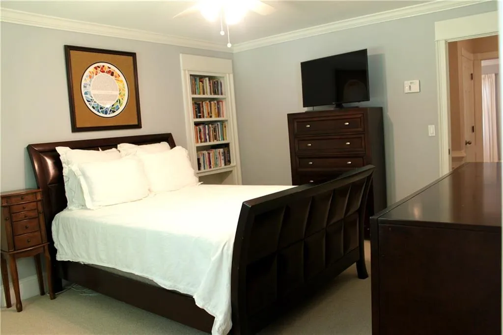 7620 Spalding Lane, Sandy Springs, Georgia 30350, 4 Bedrooms Bedrooms, ,2 BathroomsBathrooms,Residential,Sold,7620 Spalding Lane,6031687