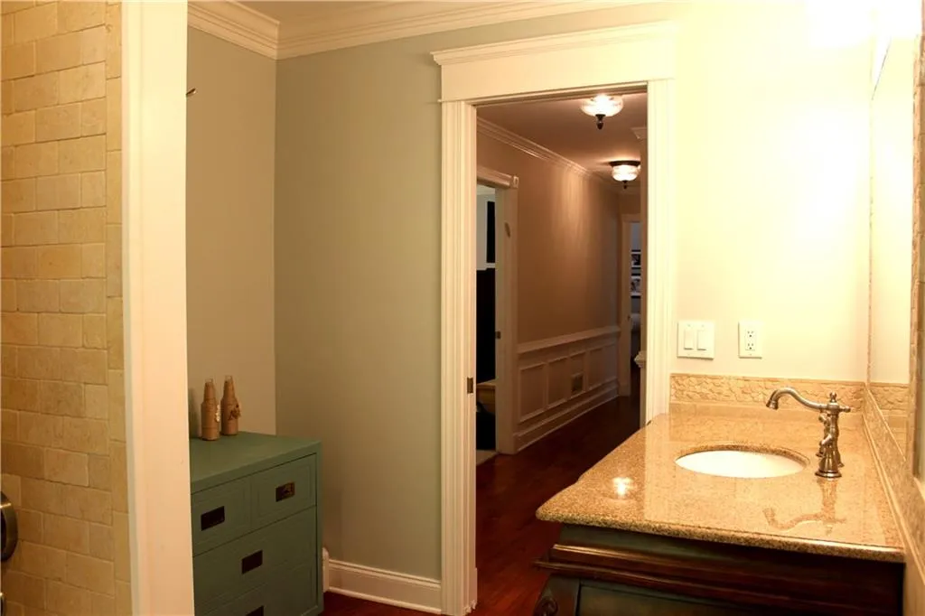 7620 Spalding Lane, Sandy Springs, Georgia 30350, 4 Bedrooms Bedrooms, ,2 BathroomsBathrooms,Residential,Sold,7620 Spalding Lane,6031687