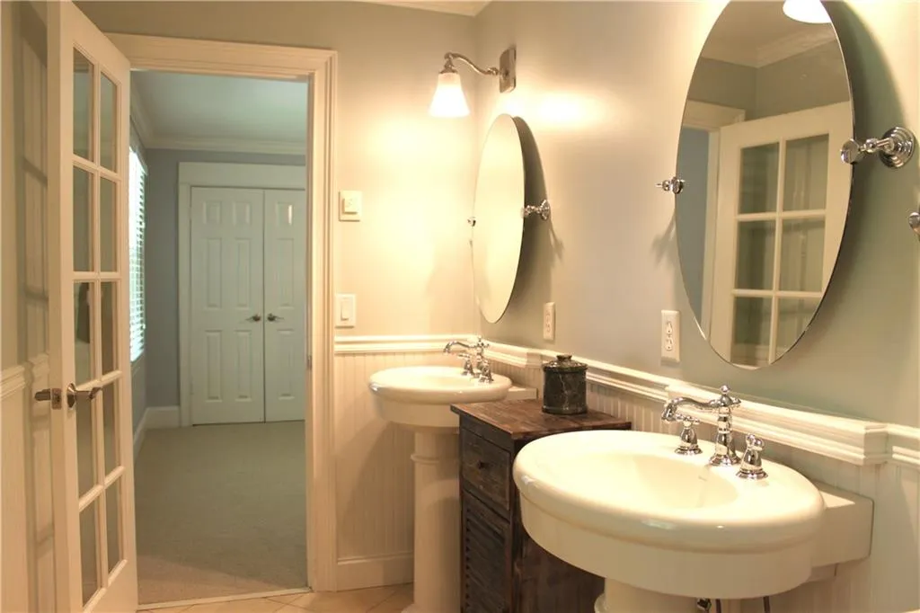 7620 Spalding Lane, Sandy Springs, Georgia 30350, 4 Bedrooms Bedrooms, ,2 BathroomsBathrooms,Residential,Sold,7620 Spalding Lane,6031687