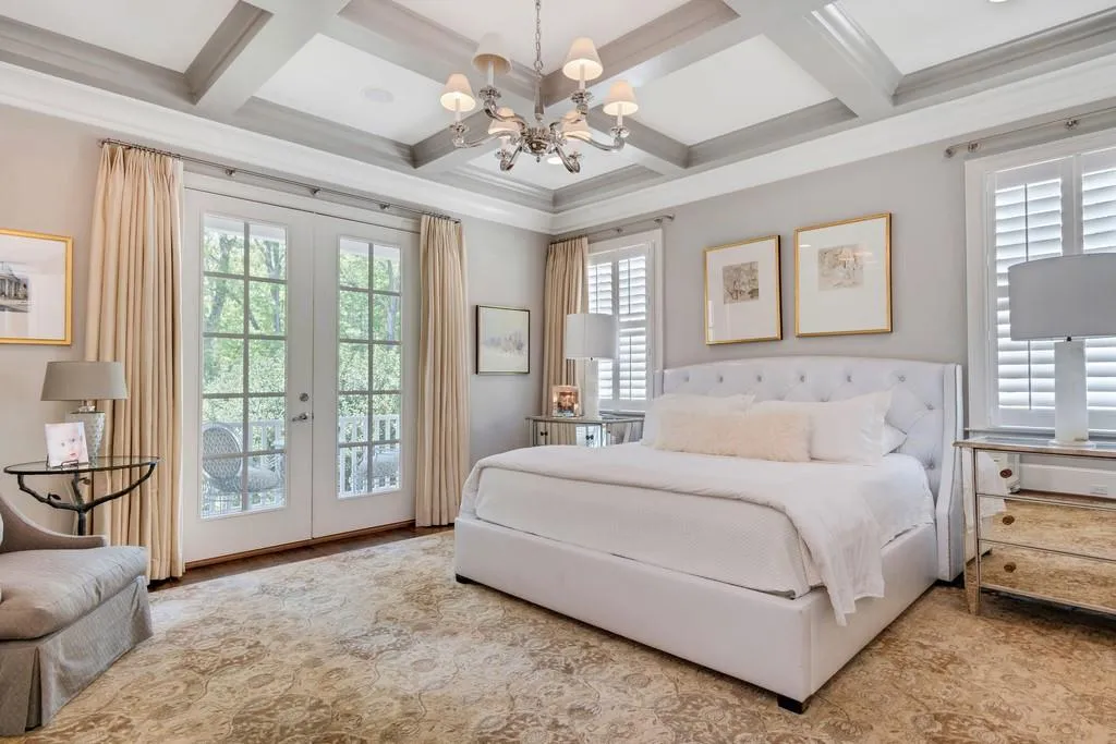 4724 E Conway Drive, Atlanta, Georgia 30327, 7 Bedrooms Bedrooms, ,6 BathroomsBathrooms,Residential,Sold,4724 E Conway Drive,6543498