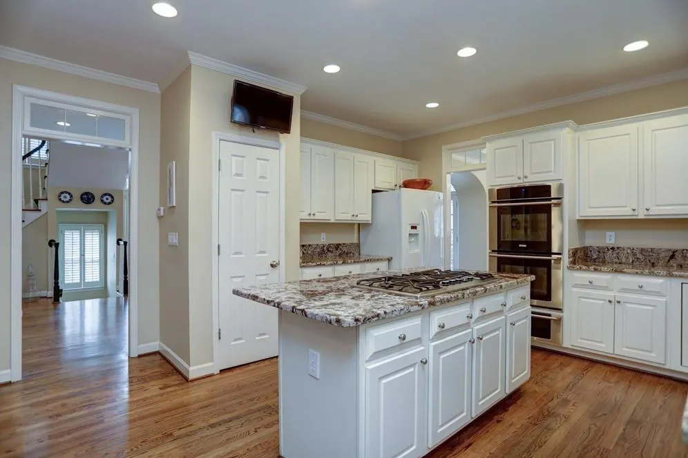 5700 Cameron Hall Place, Atlanta, Georgia 30328, 3 Bedrooms Bedrooms, ,2 BathroomsBathrooms,Residential,Sold,5700 Cameron Hall Place,6507303