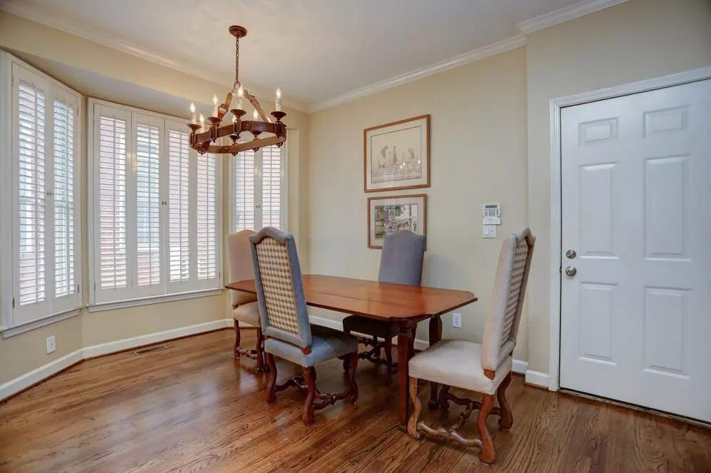 5700 Cameron Hall Place, Atlanta, Georgia 30328, 3 Bedrooms Bedrooms, ,2 BathroomsBathrooms,Residential,Sold,5700 Cameron Hall Place,6507303