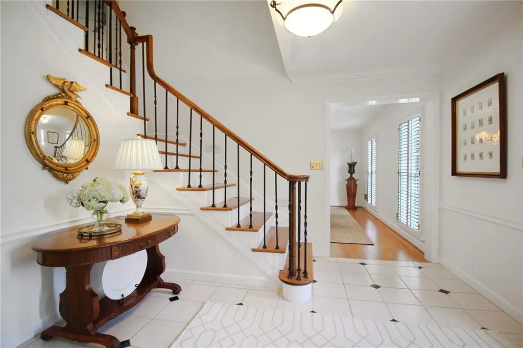 5970 Riverwood Drive, Atlanta, Georgia 30328, 5 Bedrooms Bedrooms, ,4 BathroomsBathrooms,Residential,Sold,5970 Riverwood Drive,6914075