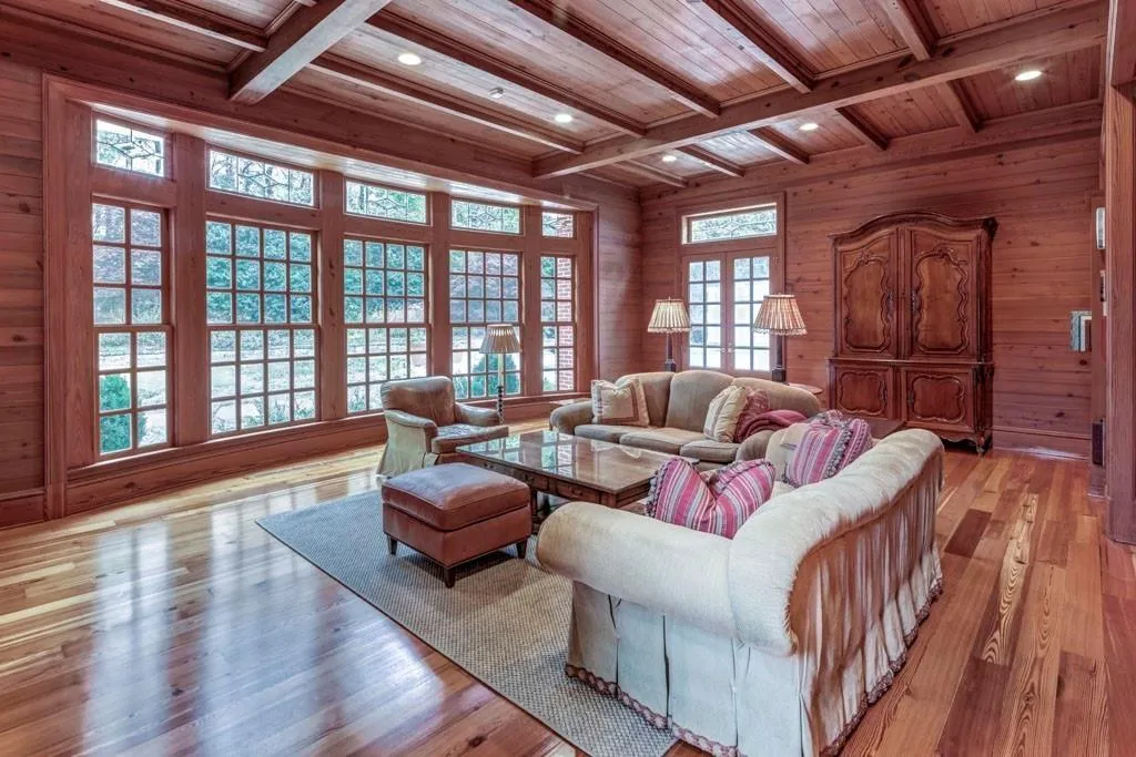 4615 Northside Drive, Atlanta, Georgia 30327, 6 Bedrooms Bedrooms, ,7 BathroomsBathrooms,Residential,Sold,4615 Northside Drive,6788514 4615 Northside Drive, Atlanta, Georgia 30327, 6 Bedrooms Bedrooms, ,7 BathroomsBathrooms,Residential,Sold,4615 Northside Drive,6788514