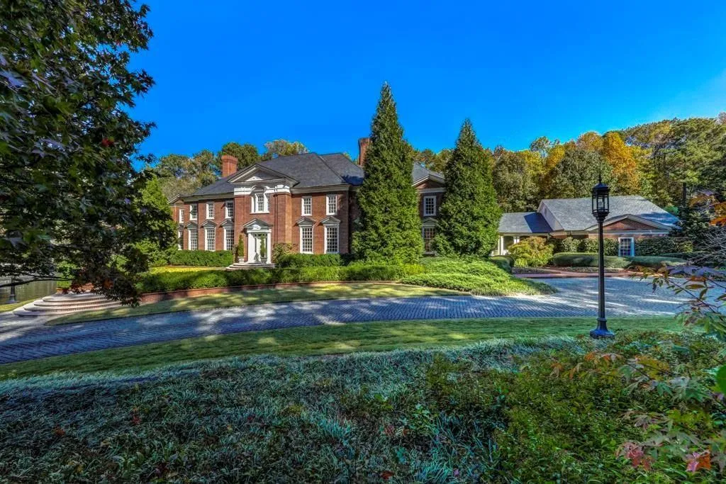 4615 Northside Drive, Atlanta, Georgia 30327, 6 Bedrooms Bedrooms, ,7 BathroomsBathrooms,Residential,Sold,4615 Northside Drive,6788514 4615 Northside Drive, Atlanta, Georgia 30327, 6 Bedrooms Bedrooms, ,7 BathroomsBathrooms,Residential,Sold,4615 Northside Drive,6788514