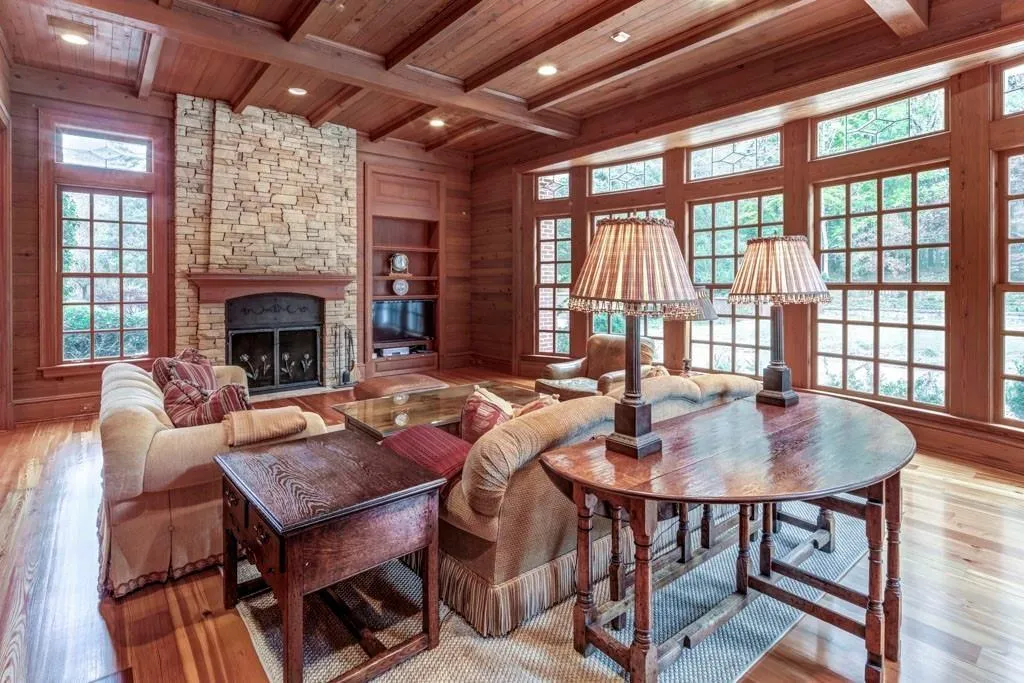 4615 Northside Drive, Atlanta, Georgia 30327, 6 Bedrooms Bedrooms, ,7 BathroomsBathrooms,Residential,Sold,4615 Northside Drive,6788514 4615 Northside Drive, Atlanta, Georgia 30327, 6 Bedrooms Bedrooms, ,7 BathroomsBathrooms,Residential,Sold,4615 Northside Drive,6788514