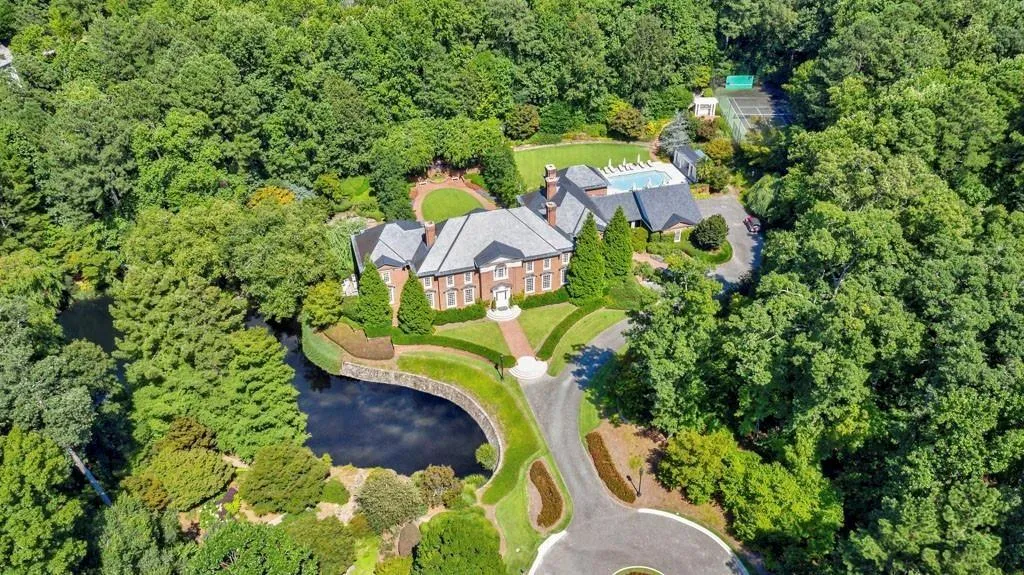 4615 Northside Drive, Atlanta, Georgia 30327, 6 Bedrooms Bedrooms, ,7 BathroomsBathrooms,Residential,Sold,4615 Northside Drive,6788514 4615 Northside Drive, Atlanta, Georgia 30327, 6 Bedrooms Bedrooms, ,7 BathroomsBathrooms,Residential,Sold,4615 Northside Drive,6788514