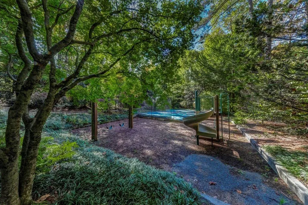 4615 Northside Drive, Atlanta, Georgia 30327, 6 Bedrooms Bedrooms, ,7 BathroomsBathrooms,Residential,Sold,4615 Northside Drive,6788514 4615 Northside Drive, Atlanta, Georgia 30327, 6 Bedrooms Bedrooms, ,7 BathroomsBathrooms,Residential,Sold,4615 Northside Drive,6788514