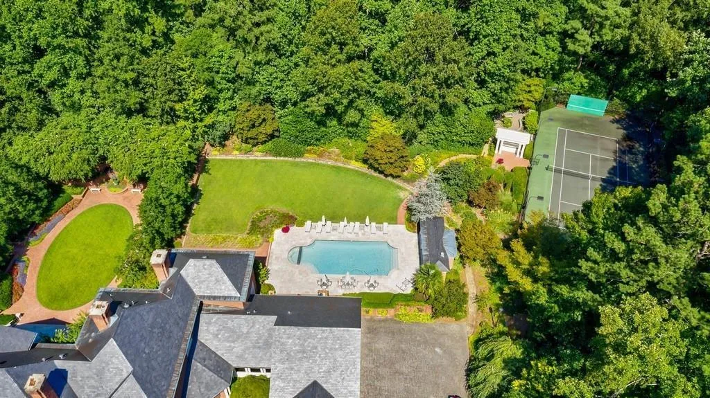 4615 Northside Drive, Atlanta, Georgia 30327, 6 Bedrooms Bedrooms, ,7 BathroomsBathrooms,Residential,Sold,4615 Northside Drive,6788514 4615 Northside Drive, Atlanta, Georgia 30327, 6 Bedrooms Bedrooms, ,7 BathroomsBathrooms,Residential,Sold,4615 Northside Drive,6788514